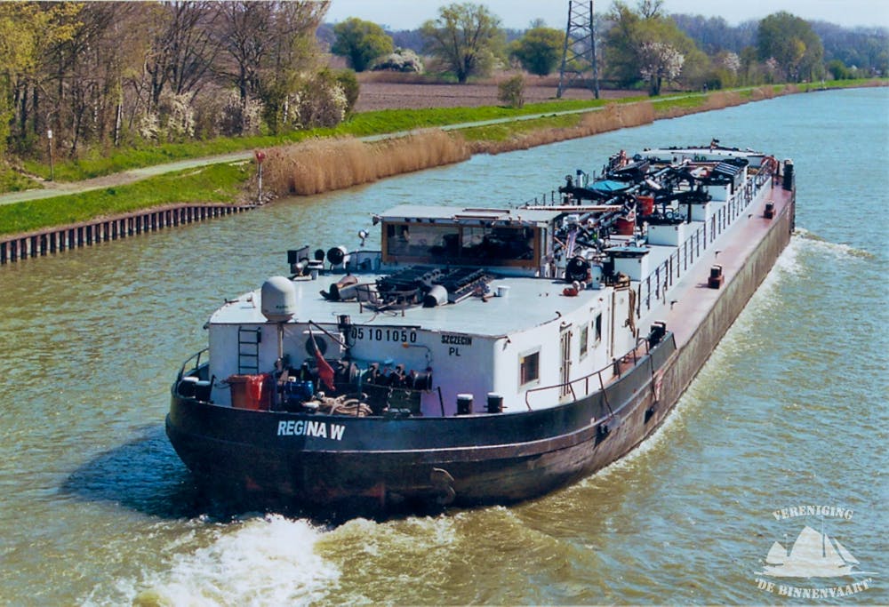 Regina-W — thumbnail 2